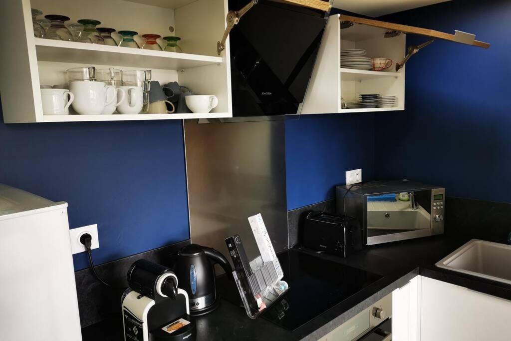 Appartement Entier à *